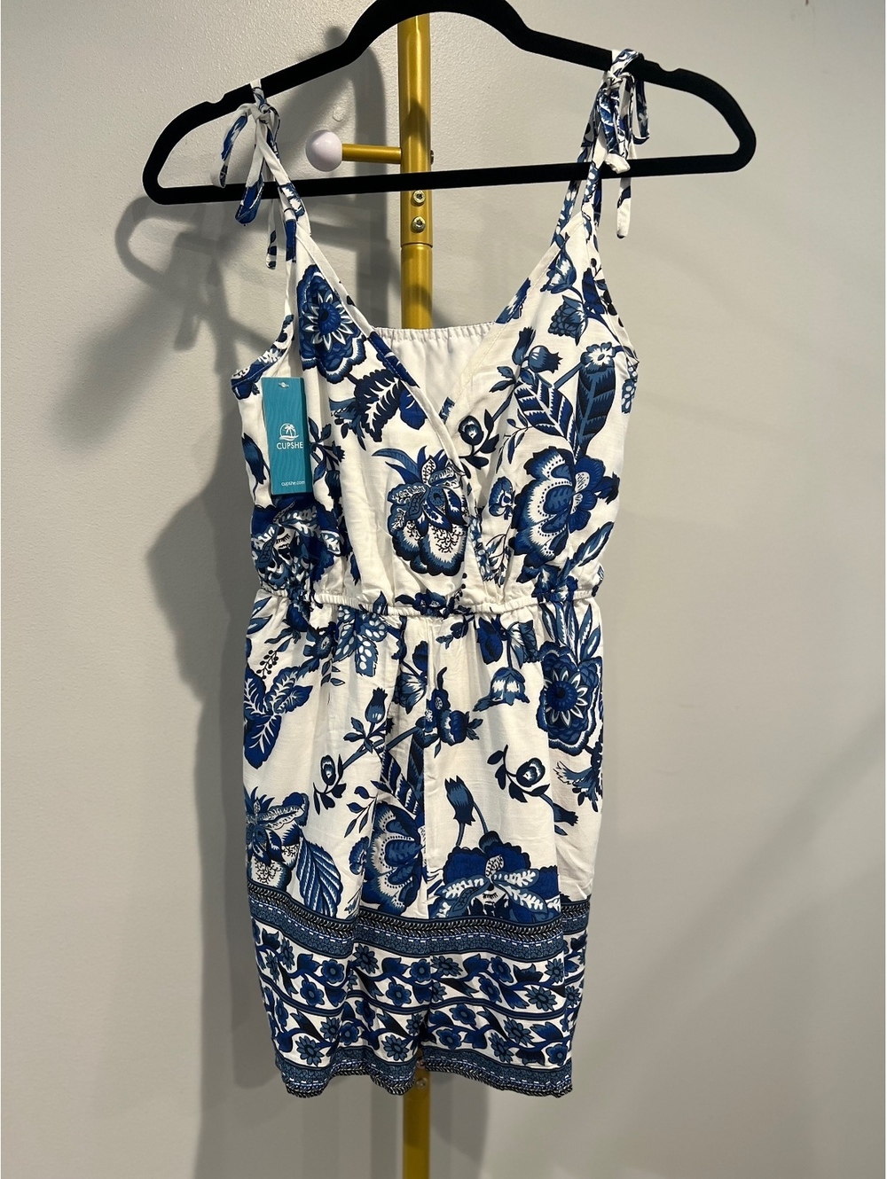 NWT CUPSHE Romper